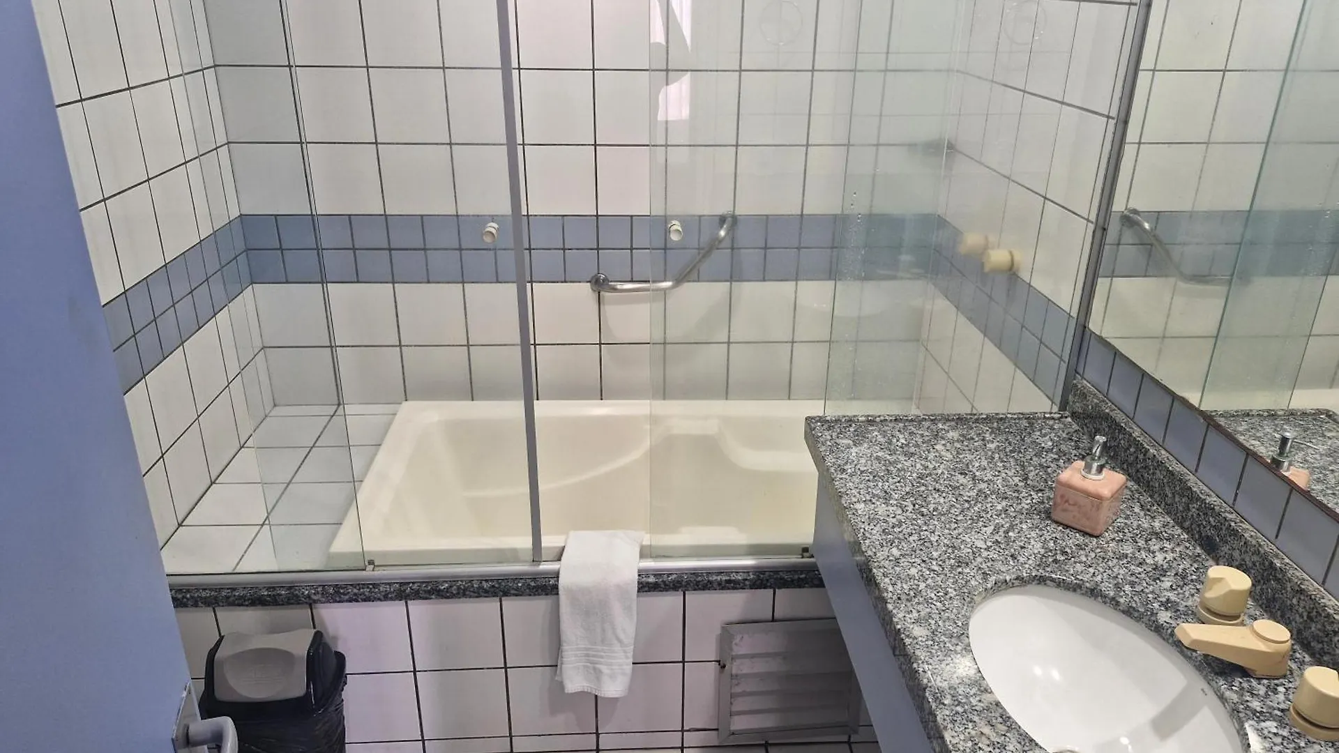 Iate Plaza - Flat 712 Particular Aparthotel Fortaleza  Fortaleza (Ceara)